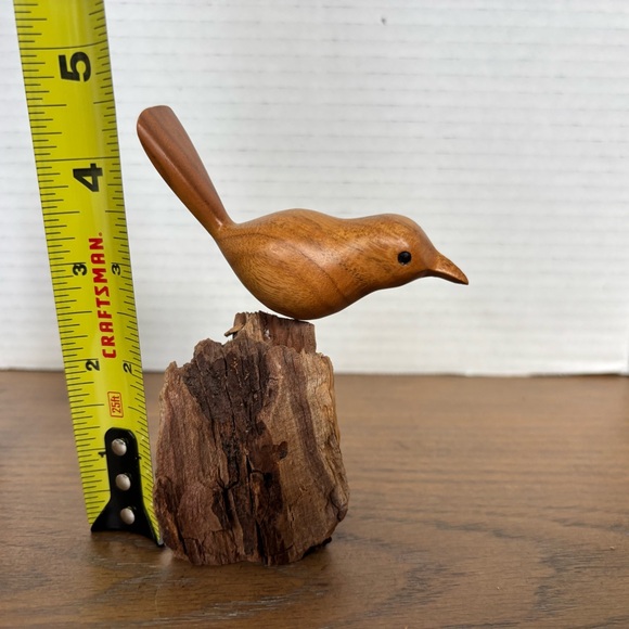 Handcrafted Wooden Bird Figurines On Rustic Wood Artsy Beachy MCM - Picture 7 of 11